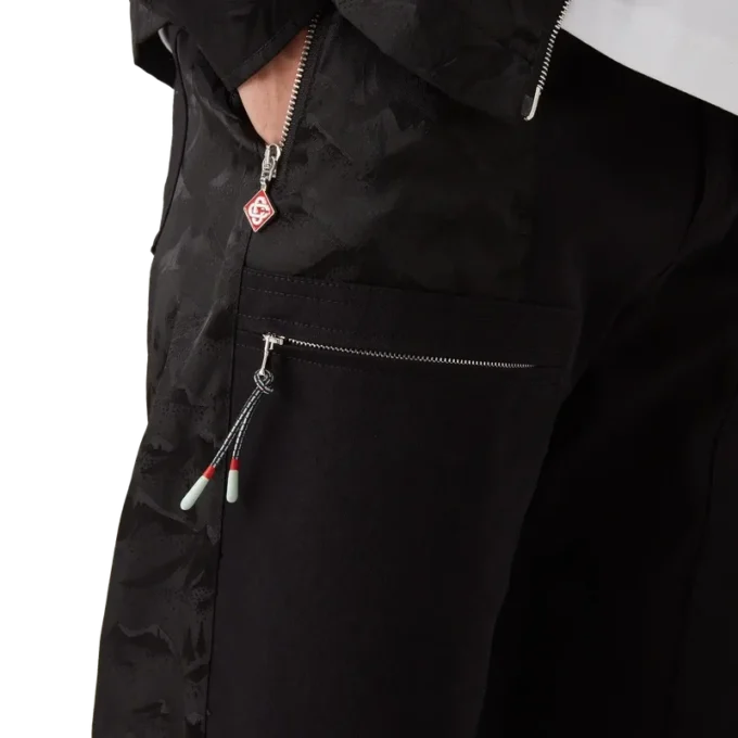 Calças Cargo em Nylon com Padrão Camuflado de Montanha