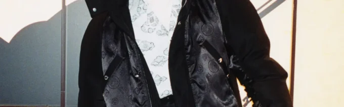 Calças de lã com cintos Calças de lã com cintos