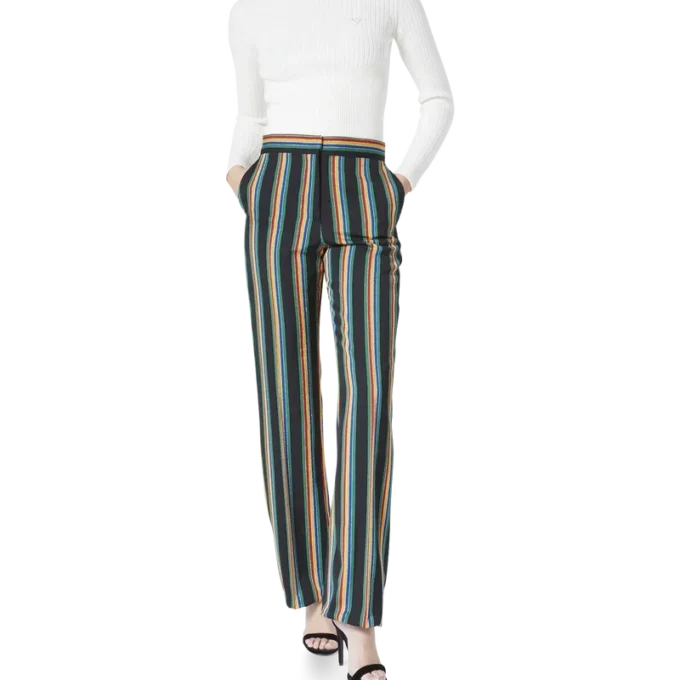 Calças Medallion Calças Medallion