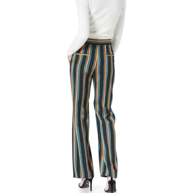 Calças Medallion Calças Medallion