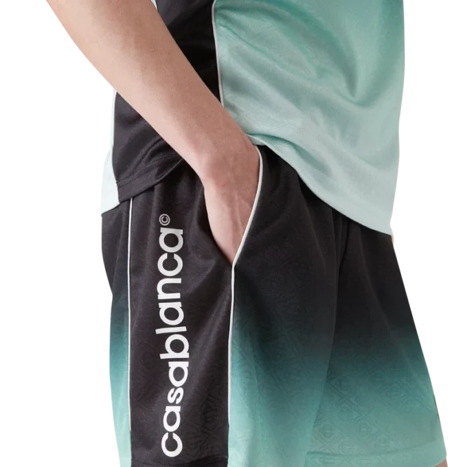 Calções de futebol em jacquard com monograma em degradê Calções de futebol em jacquard com monograma em degradê