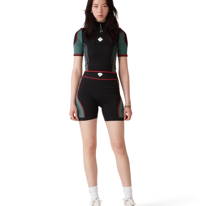 Calções desportivos sem costuras