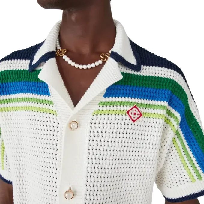 Camisa de malha de manga curta às riscas Camisa de malha de manga curta às riscas