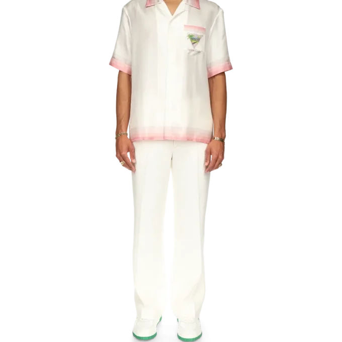 Camisa de seda de calções com ícone do clube de ténis Camisa de seda de calções com ícone do clube de ténis