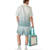 Camisa de seda de calção com monograma em degradê Camisa de seda de calção com monograma em degradê