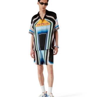 Camisa de seda de calção com padrão gráfico de montanha