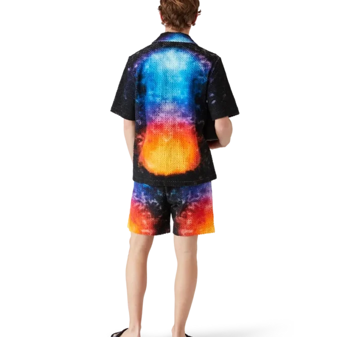 Camisa de tecido felpudo com degradê Camisa de tecido felpudo com degradê