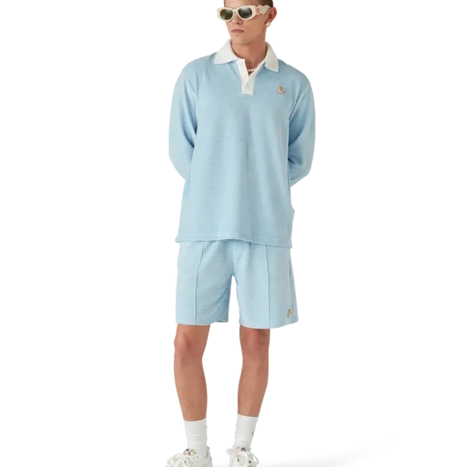 Camisas com riscas de veludo