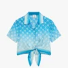 Camisas curtas de seda com nó e monograma em degradê azul Camisas curtas de seda com nó e monograma em degradê azul