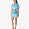 Camisas curtas de seda com nó e monograma em degradê azul Camisas curtas de seda com nó e monograma em degradê azul