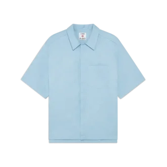 Camisas de calções com monograma azul claro