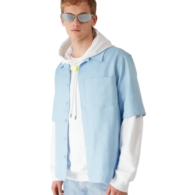 Camisas de calções com monograma azul claro