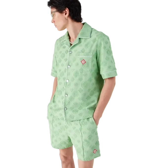 Camisas de calções em tecido de toalha com monograma Camisas de calções em tecido de toalha com monograma