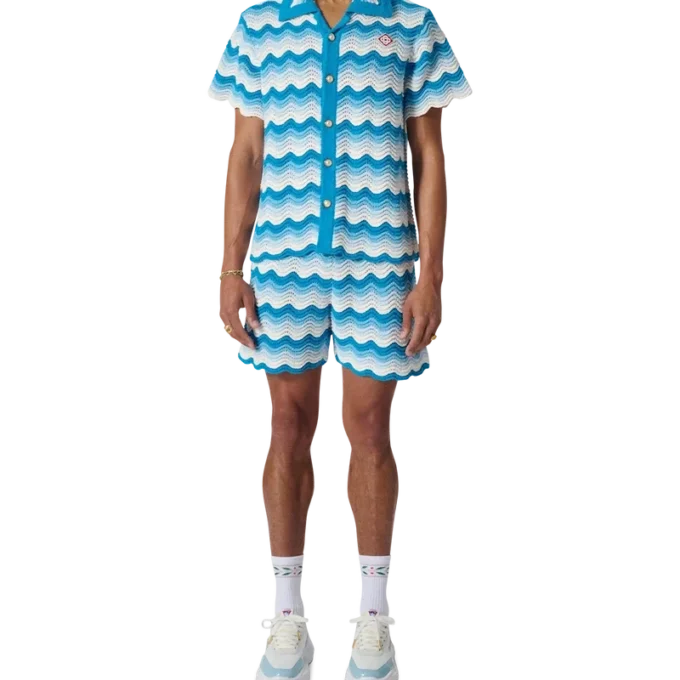 Camisas de croché com gradiente ondulado