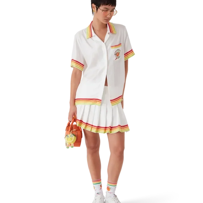 Camisas de manga curta em sarja de seda com mascote laranja Camisas de manga curta em sarja de seda com mascote laranja