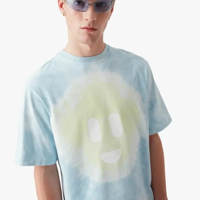 Camisas de manga curta oversized com tie-dye azul e logótipo CC Smile Camisas de manga curta oversized com tie-dye azul e logótipo CC Smile