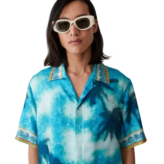 Camisas de seda de manga curta com emblema Poolside