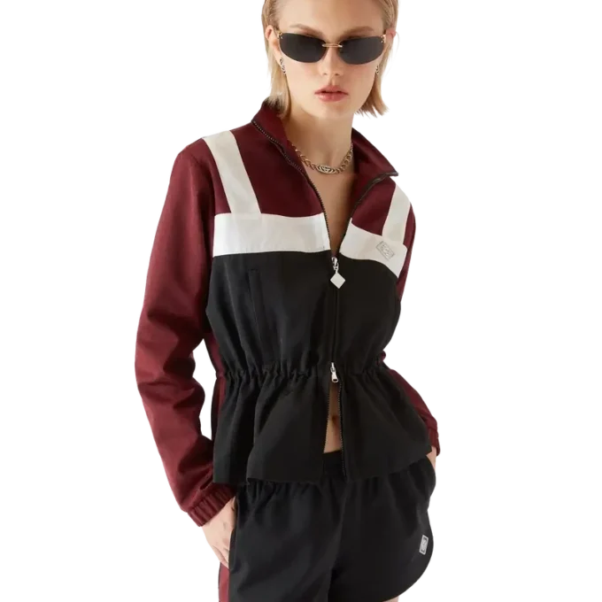 Casaco de vento em nylon com monograma