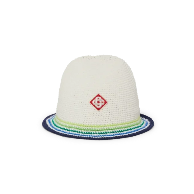 Chapéu de croché às riscas