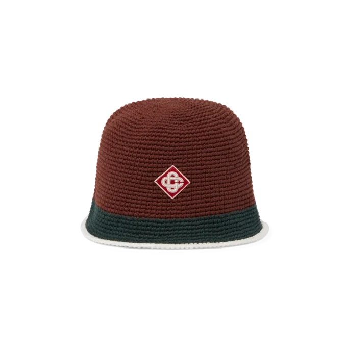 Chapéu de croché às riscas