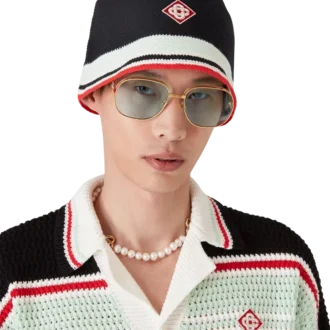 Chapéu de croché às riscas