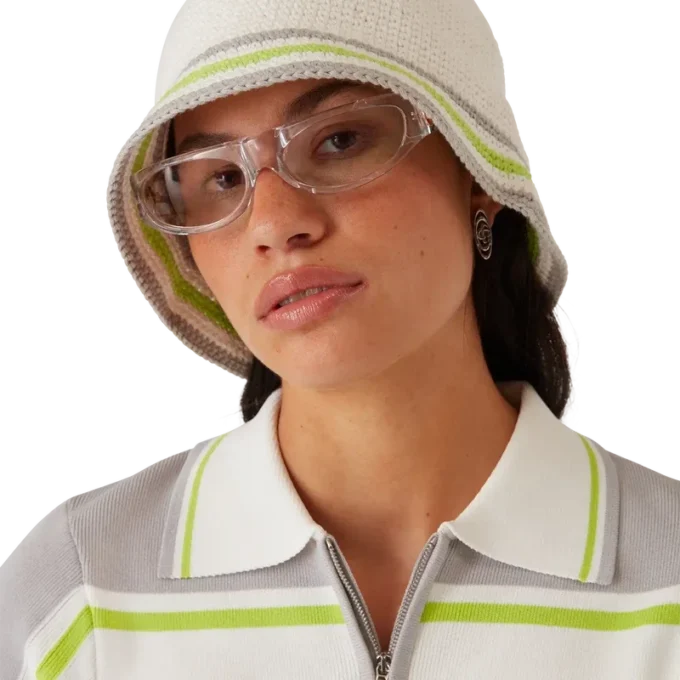 Chapéu de croché às riscas