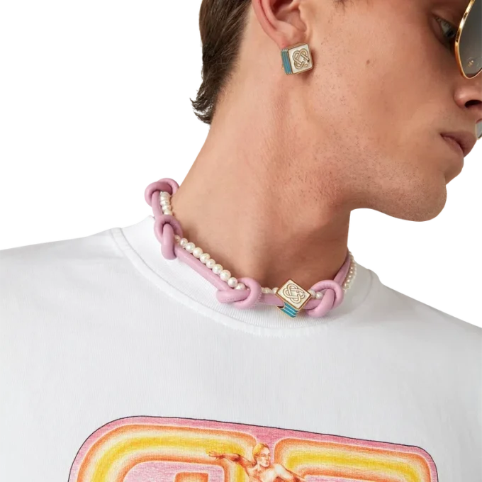 Colar com nó rosa Colar com nó rosa