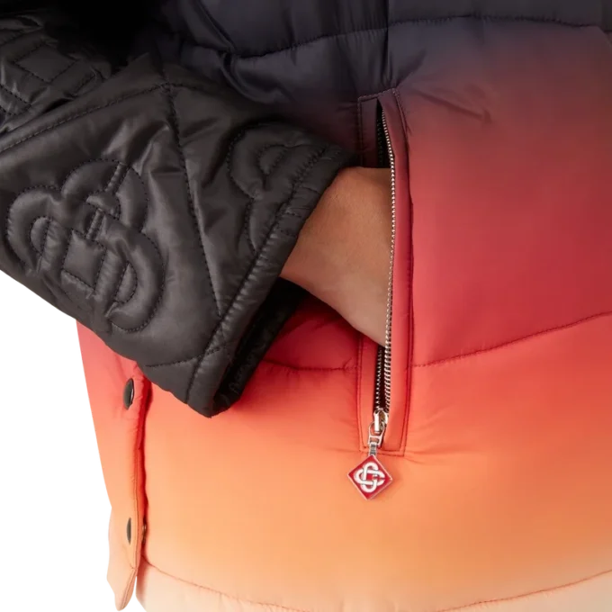 Colete acolchoado em nylon com efeito gradiente