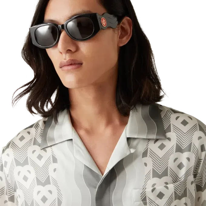 Óculos de sol Memphis pretos