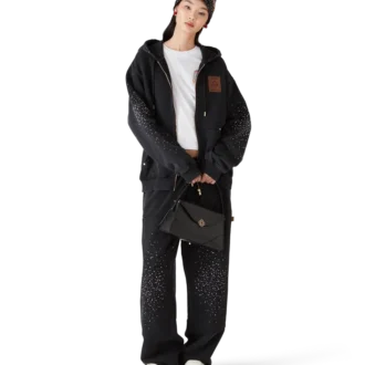 Gorro com enfeites de cristais góticos