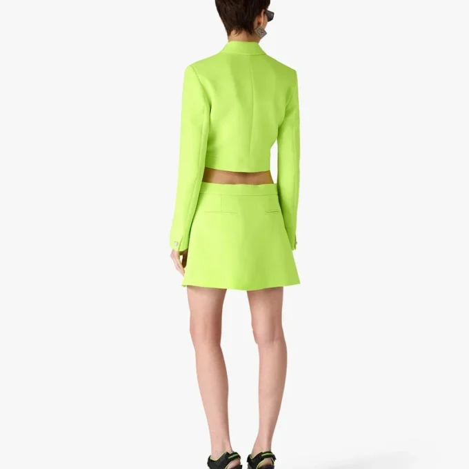 Mini-saia em crepe verde Mini-saia em crepe verde