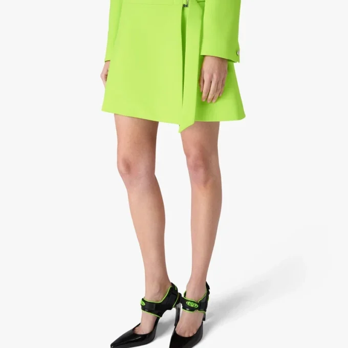 Mini-saia em crepe verde Mini-saia em crepe verde