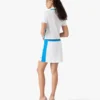 Mini-saia em piqué branco e azul