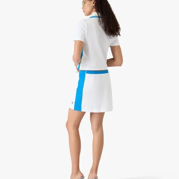 Mini-saia em piqué branco e azul