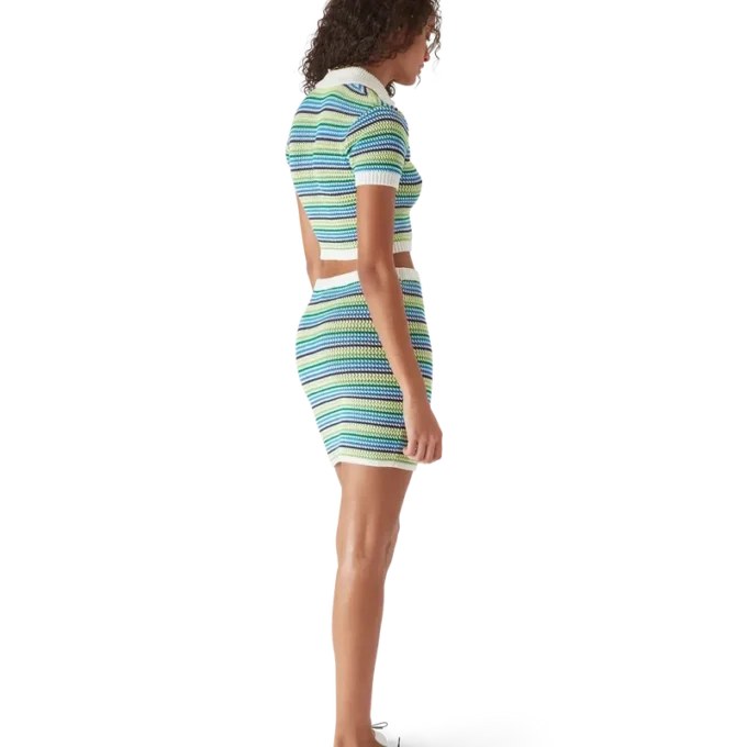 Mini-saias às riscas