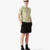 Polo de calções com riscas verticais Polo de calções com riscas verticais