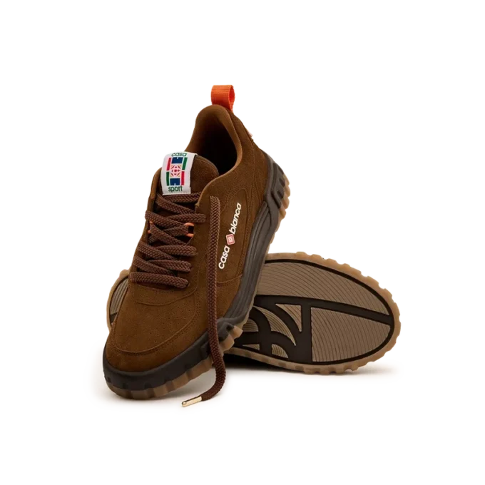 Ténis de ténis de camurça castanha para homem