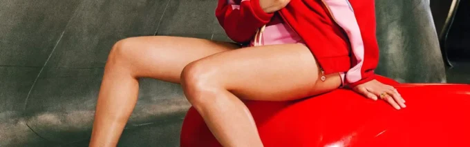 Top de biquíni com monograma em jacquard Top de biquíni com monograma em jacquard