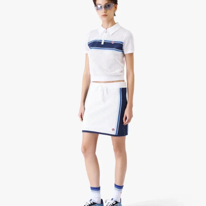 Top de malha com riscas brancas e azuis Top de malha com riscas brancas e azuis