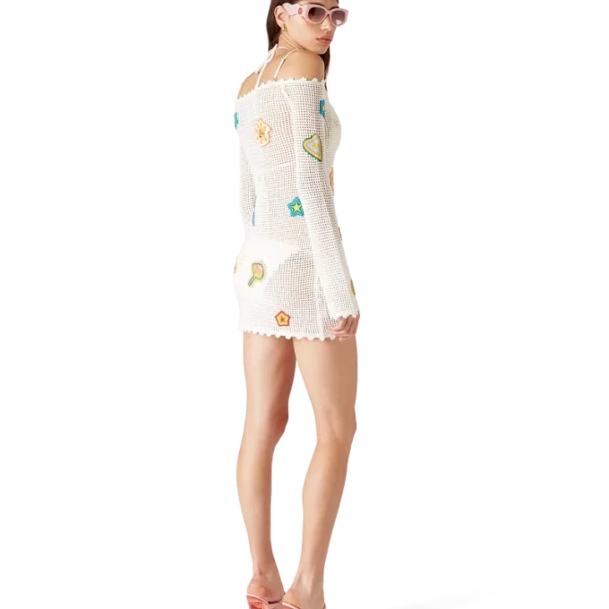 Vestido de croché com motivos